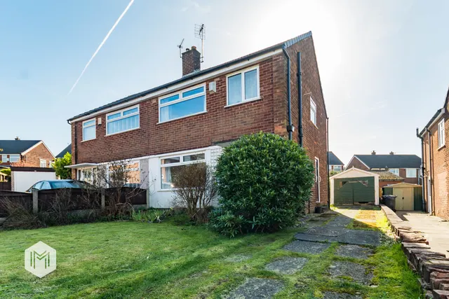 Bardsley Close, Bolton, BL2 4AU, photo 1