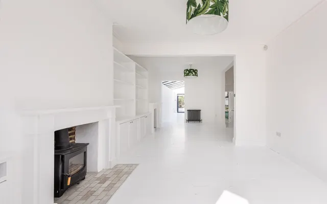 Purves Road, London, NW10, photo 3