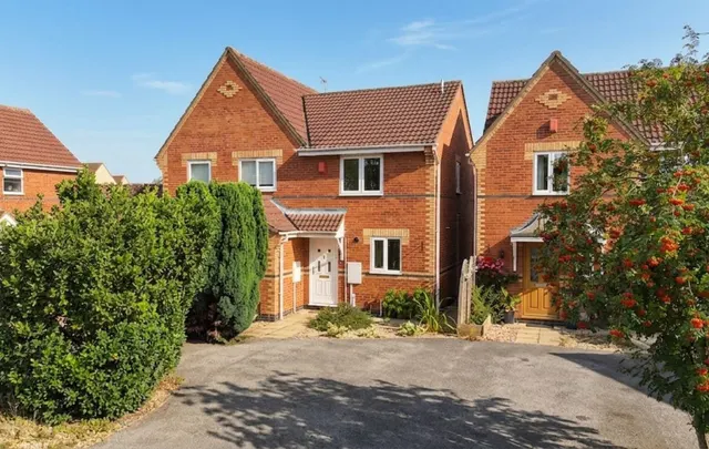 Photo 2 — Paddington Way, Morton, Bourne, PE10