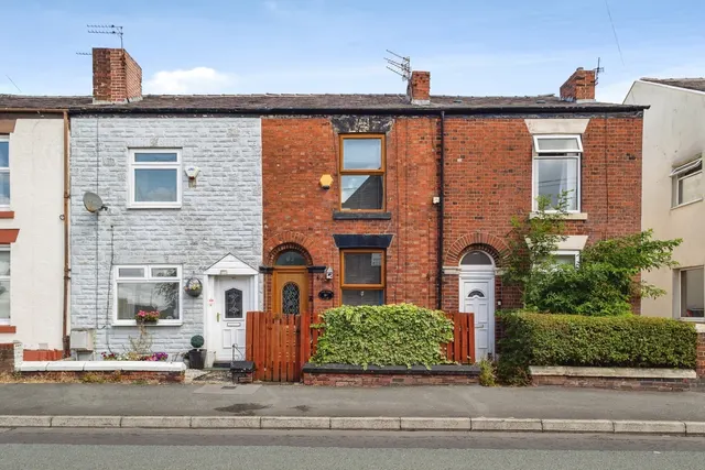 Two Trees Lane, Denton, Manchester, Greater Manchester, M34, photo 1
