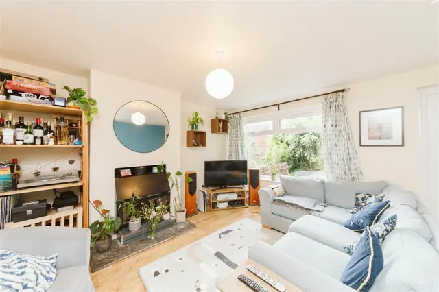 Weedon Close, St Werburgh's, BS2, photo 2