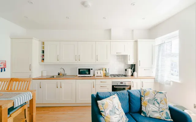 Midland Way, Thornbury, BS35, photo 3
