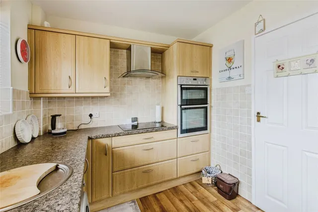Portarlington Road, Westbourne, BH4, photo 3