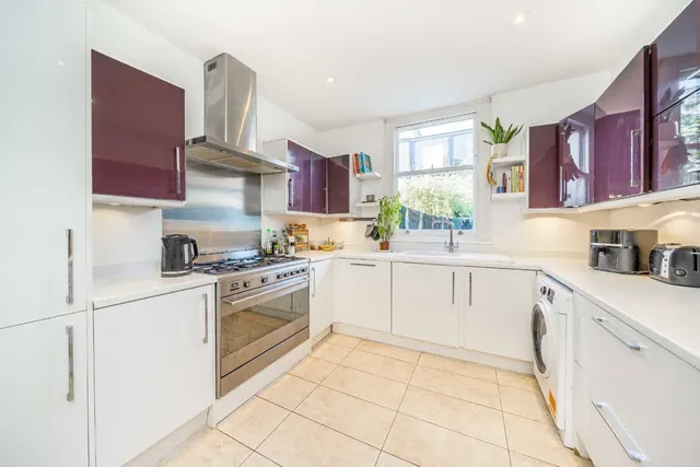 Brudenell Road, SW17, photo 3