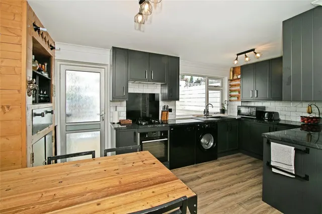 St. Clements Close, Truro, TR1, photo 2