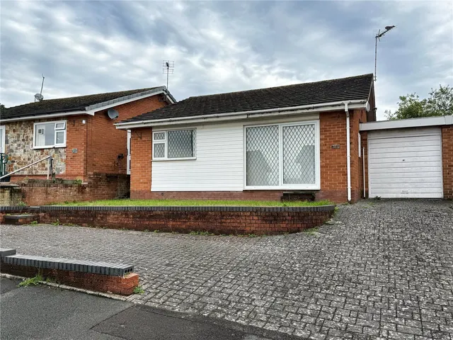 Hillwood Road, CREWE, Cheshire, CW3, photo 1