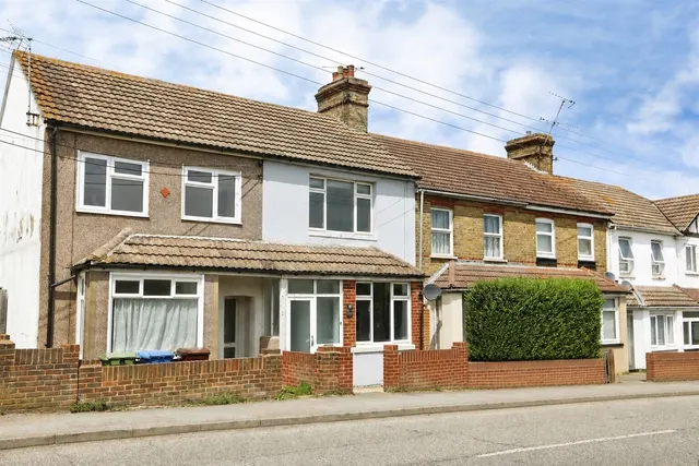 Barton Hill Drive, Minster On Sea, Sheerness, photo 1