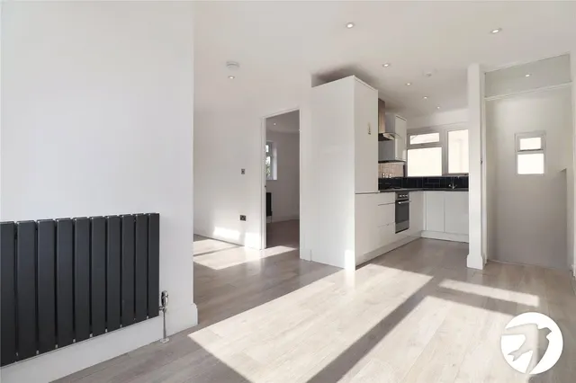 Kingswood Avenue, Belvedere, DA17, photo 3