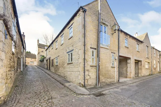 Austin Street, STAMFORD, photo 1