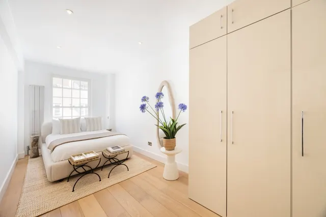 Frederick Close, London, W2, photo 2