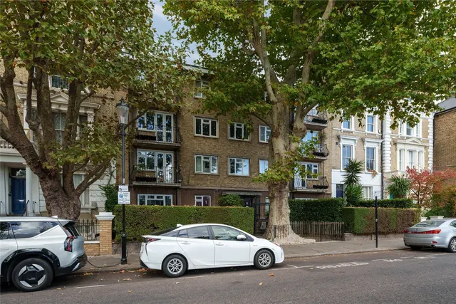 Cambridge Gardens, London, W10, photo 1