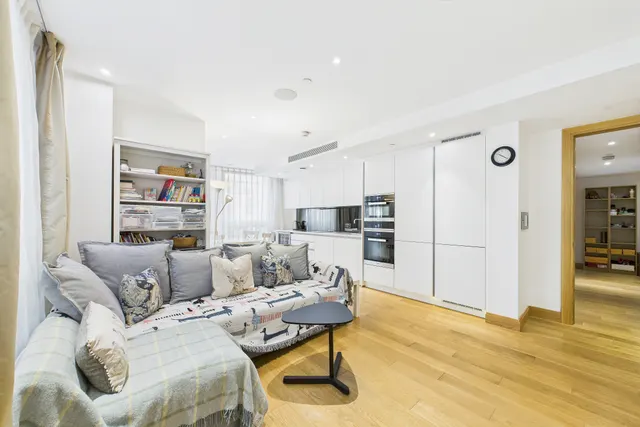 Horseferry Road, Westminster, SW1P, photo 3