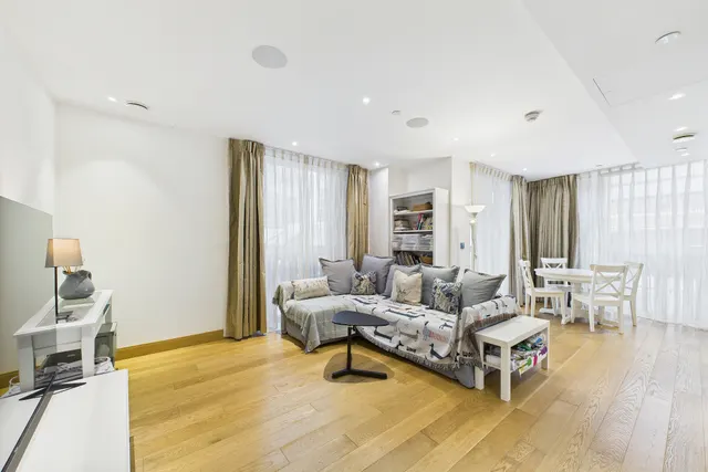 Horseferry Road, Westminster, SW1P, photo 1