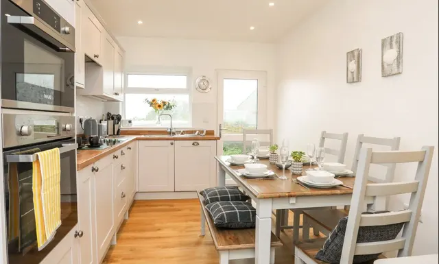 High Street, Criccieth, LL52, photo 3