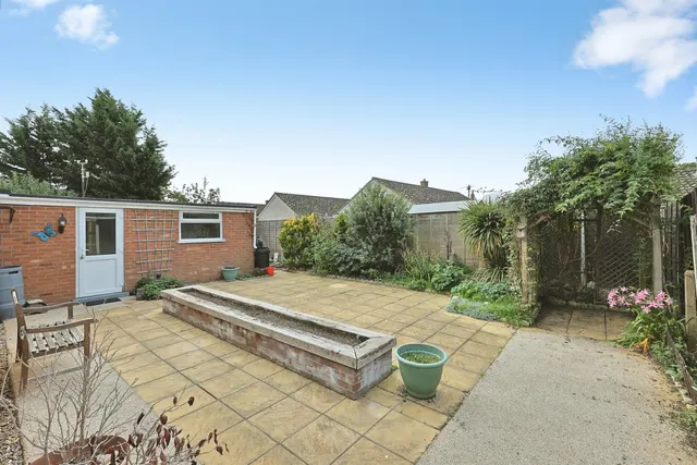 Tuttles Lane West, Wymondham, NR18, photo 3