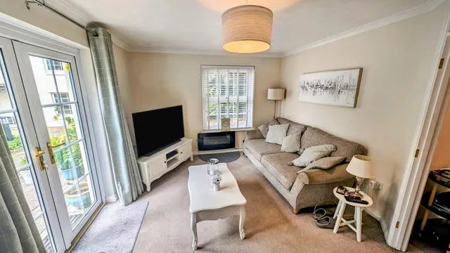 Gravel Hill Road, Yate, BS37, photo 2