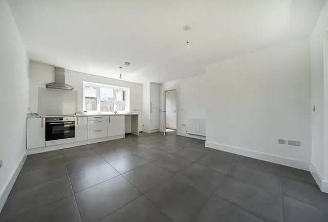 Photo 2 — Hill Street, Gloucestershire, Kingswood, BS15 4EZ