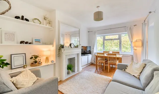 Photo 3 — Manor Green Road, Epsom, KT19