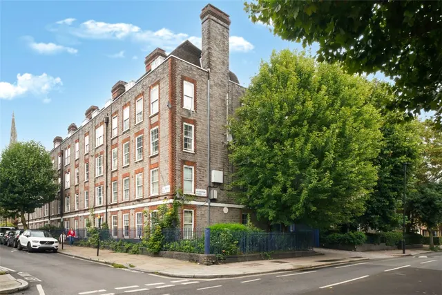 Leighton Road, London, NW5, photo 2