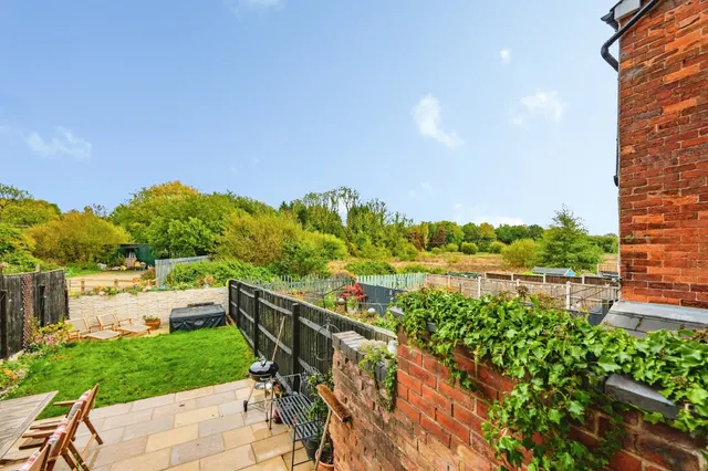 Mayfield Road, Ashbourne, DE6, photo 2