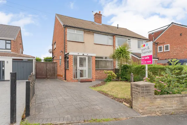 Hillfield Road, Little Sutton, CH66, photo 1