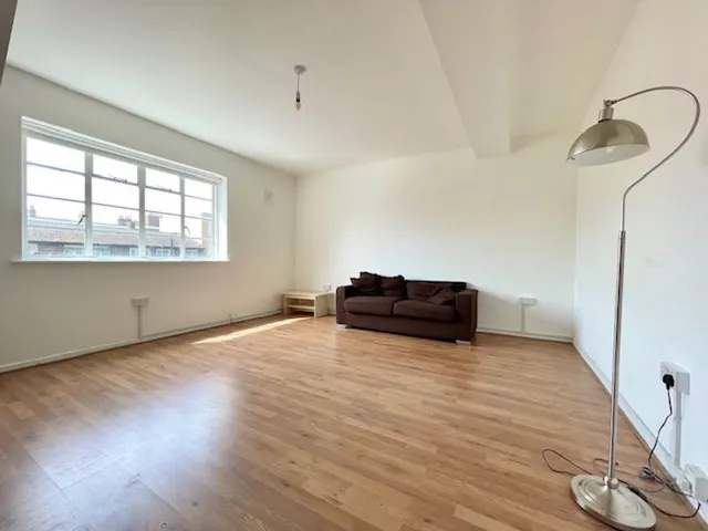 Hendre Road, London SE1 5NF, photo 1