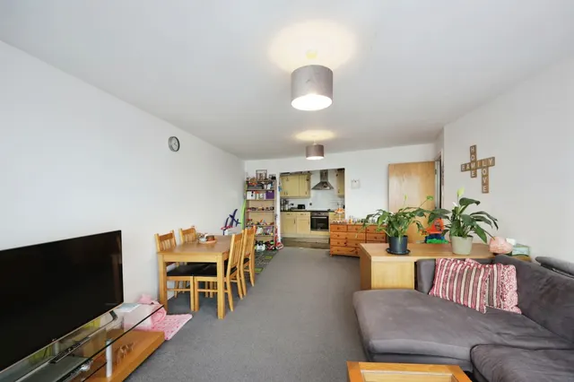 Loates Lane, Watford, WD17, photo 3