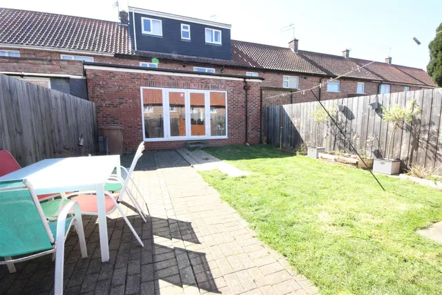 Photo 3 — Arden Road, Beverley