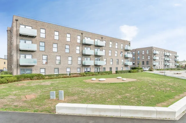 Colliford Road, West Thurrock, RM20, photo 1