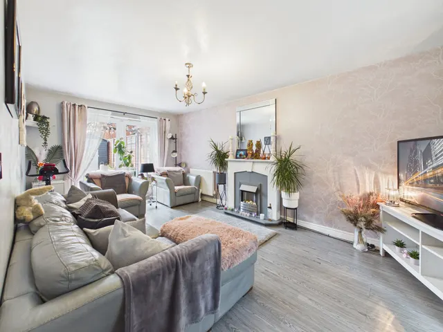 Shoveller Drive, Apley, TF1, photo 2