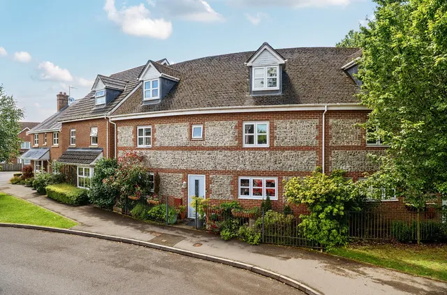 Goldcrest Way, Four Marks, GU34, photo 1