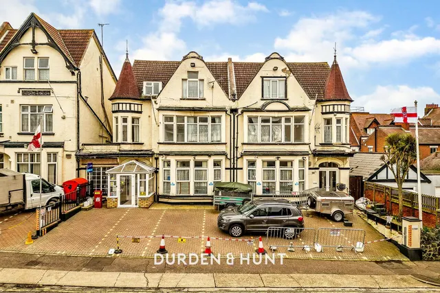 Grosvenor Road, Westcliff-On-Sea, SS0, photo 1