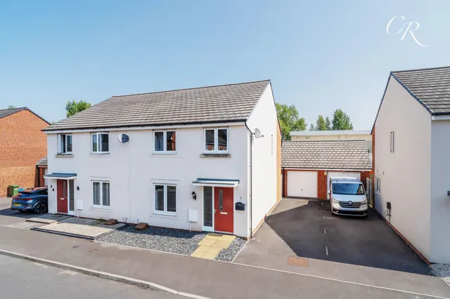 College Drive, Cheltenham, photo 1