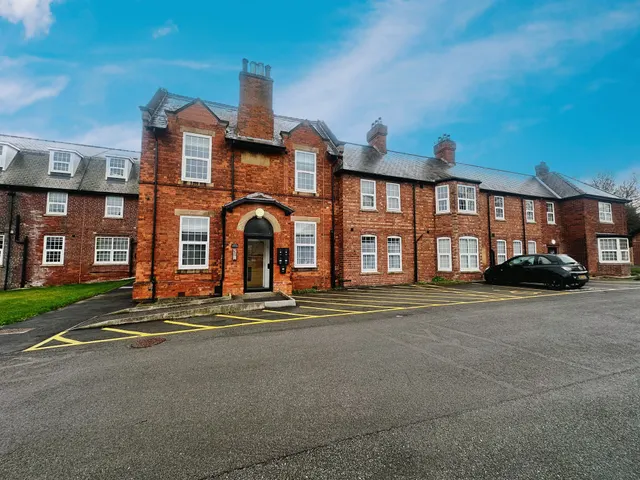 Highlanders Hill, Mansfield, NG18, photo 1
