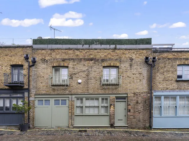 Connaught Close, London, W2, photo 2