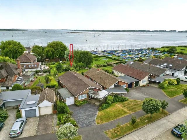 Creek End, Emsworth, PO10, photo 1