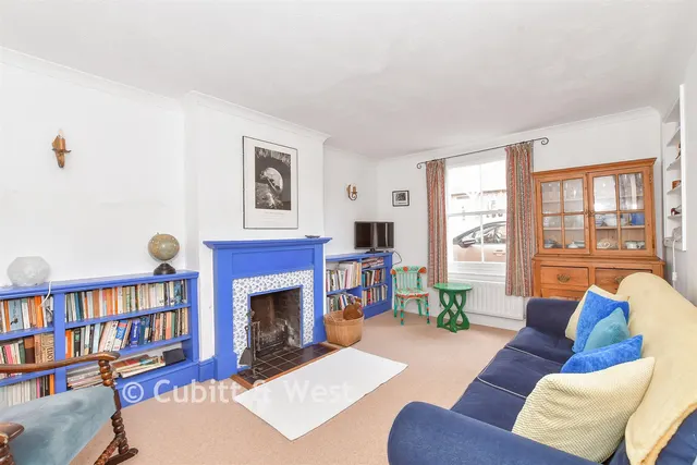 Kirdford Road, Arundel, BN18, photo 3