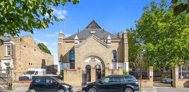 Alkham Road, London, N16, photo 2