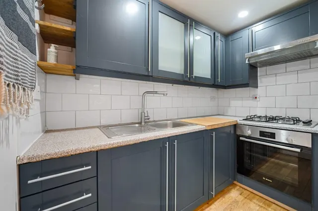 Alkham Road, London, N16, photo 3