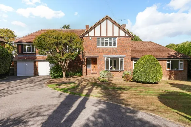 Fairmile Park Road, Cobham, KT11, photo 1