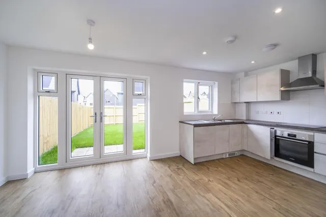 Gethin Grove, Crowthorne, RG45, photo 2
