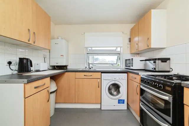 Bude Crescent, Stevenage, SG1, photo 2