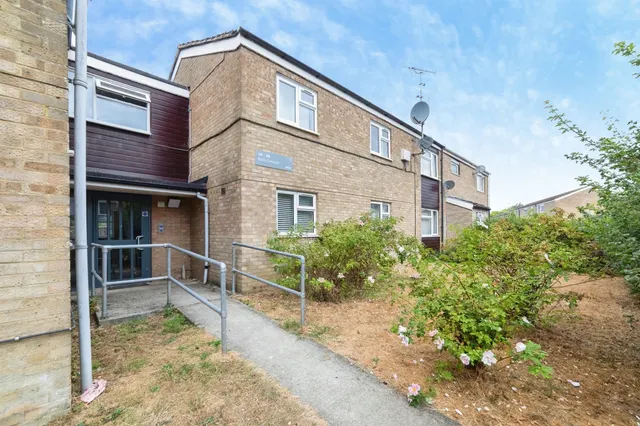 Bude Crescent, Stevenage, SG1, photo 1