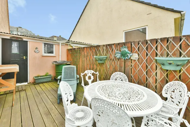 Photo 2 — Longmeadow Road, Saltash