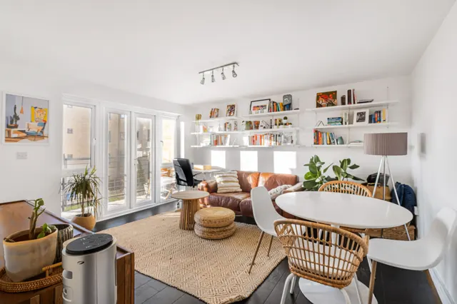 Flat 24, 60 St Georges Way, London, photo 1