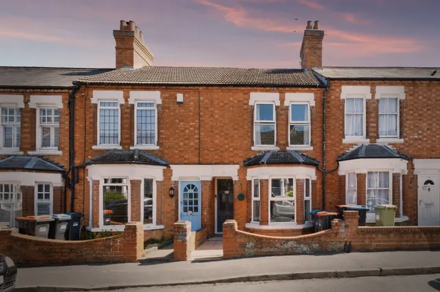 Anson Road, Wolverton, photo 1