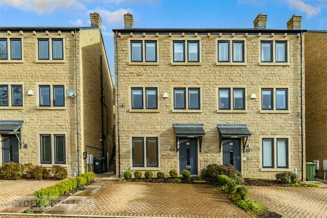 Hillcrest View, Golcar, HD7, photo 1