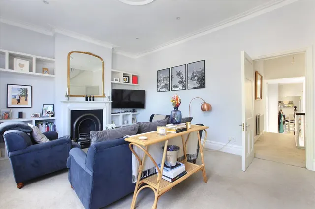 Tooting Bec Road, Tooting, SW17, photo 2