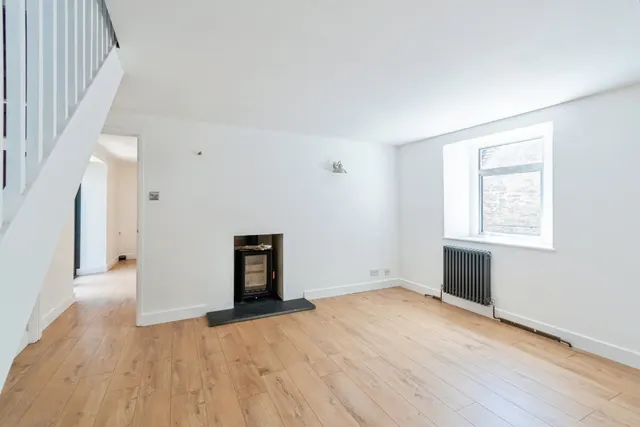Bath Road, Colerne, SN14, photo 3