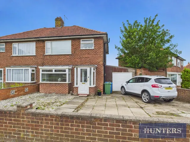 Marton Road, Bridlington, YO16 7QG, photo 1